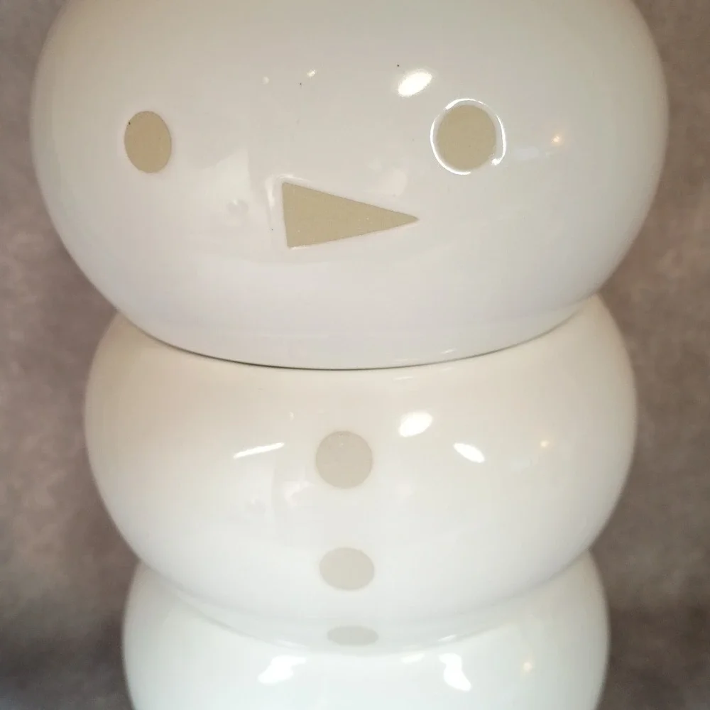 Crate & Barrel Stacking Snowman Bowls Christmas Winter Holiday Serving 3 bowls